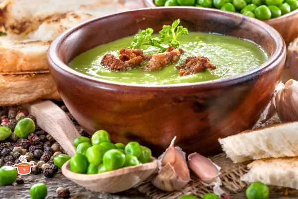 Sopa de ervilha simples